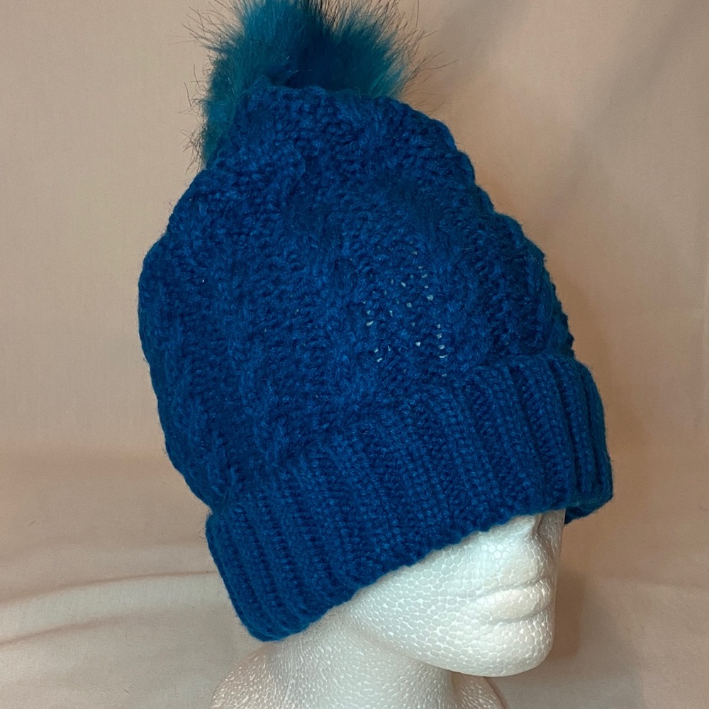 New York & Company Teal Knit Hat with Pom Pom
